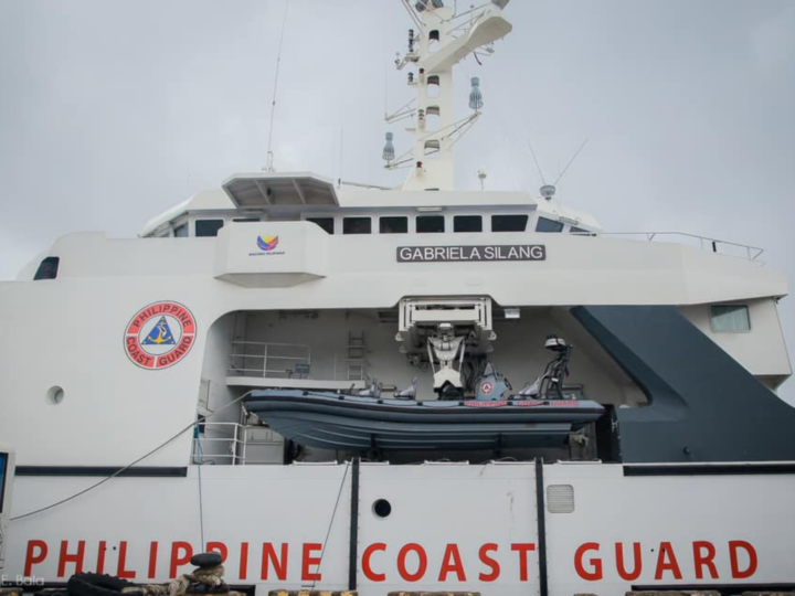 BRP Gabriela Silang naghatid ng Family Food Packs sa Batanes