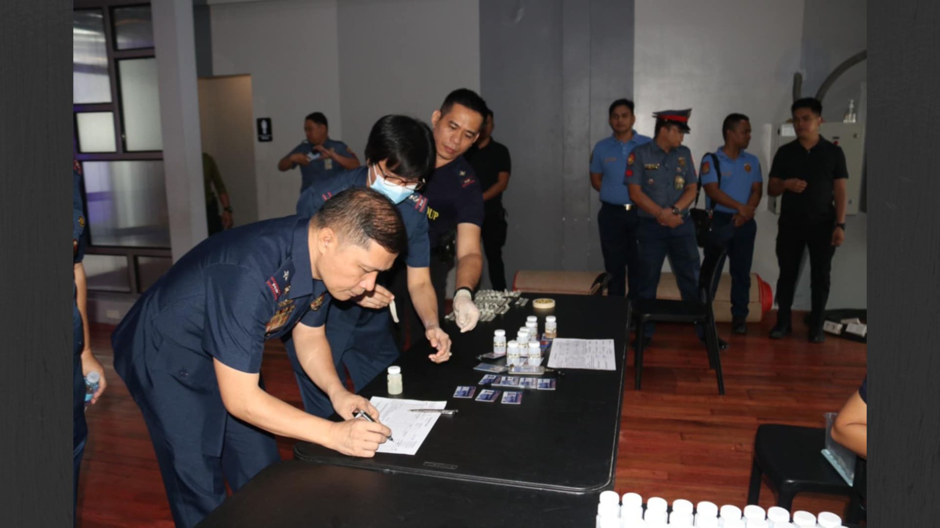 Metro cop sumailalim sa surprise random drug test