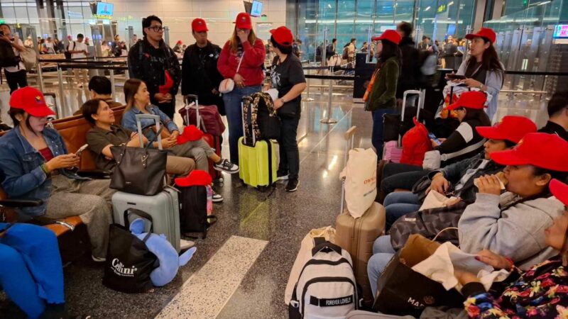 First batch ng OFWs mula Middle East na nag-avail ng repatriation program ng gobyerno, pauwi na ng bansa
