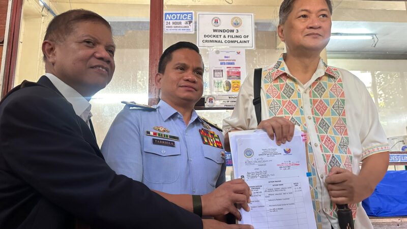 Sass Rogando Sasot inireklamo ng cyberlibel ni Commodore Tarriela ng Coast Guard