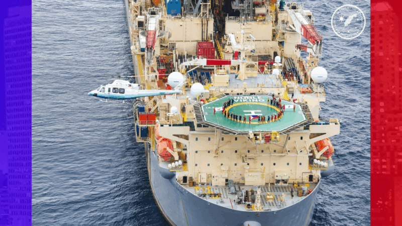 Pang. Marcos, DOE Sec. Garin nagsagawa ng fly-by sa nagpapatuloy na Malampaya Phase 4 drilling project