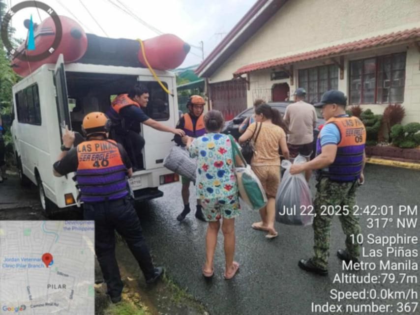 SPD naglunsad ng maigting na relief and rescue efforts sa kasagsagan ng malawakang baha sa katimugang Metro Manila