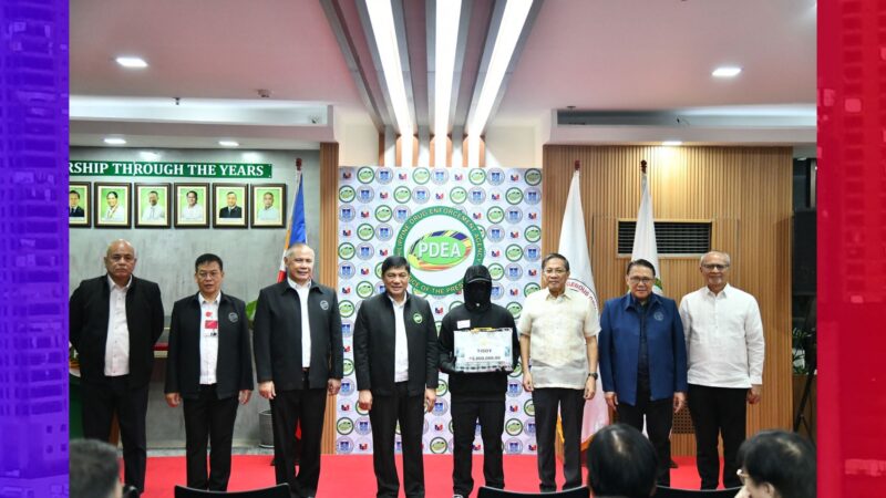 26 na tipsters tumanggap ng reward mula sa PDEA