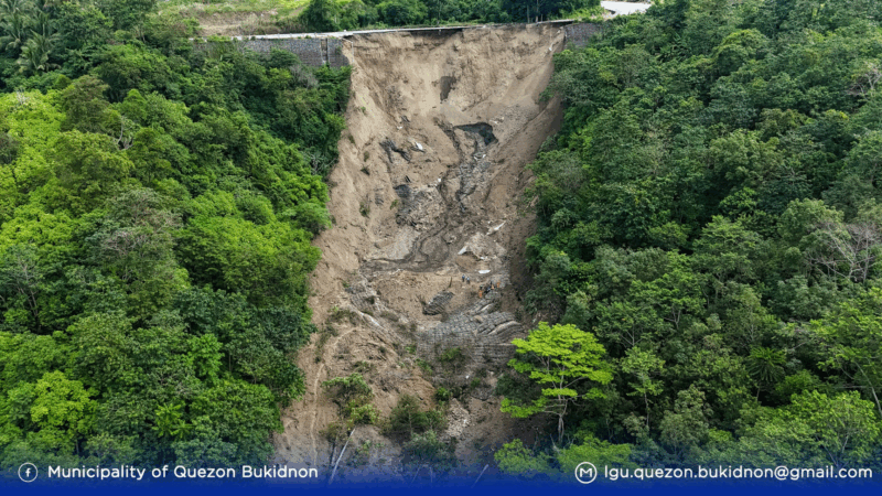 MGB nagsagawa ng ground assessment sa gumuhong bahagi ng Bukidnon-Davao City Road