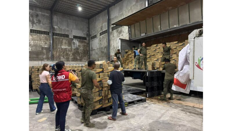 DSWD namahagi ng food packs sa Bacolod City