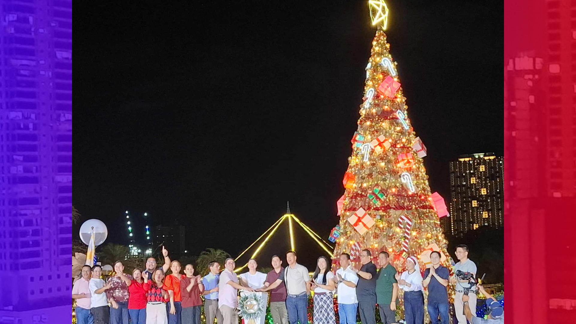 Higanteng Christmas Tree ng EMBO pinailawan ng Taguig LGU