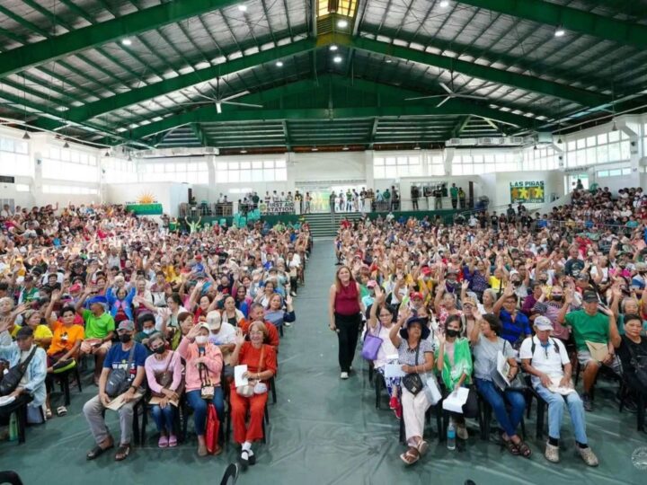 Higit 2,100 na seniors sa Las Piñas City tumanggap ng social pension
